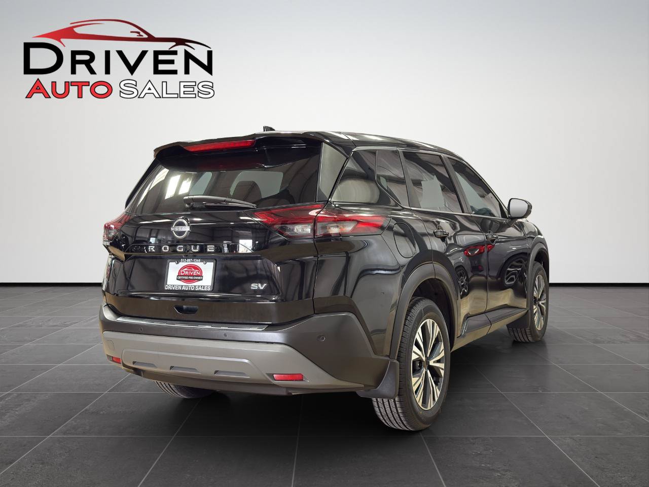 Used 2022 Nissan Rogue SV FWD image 6