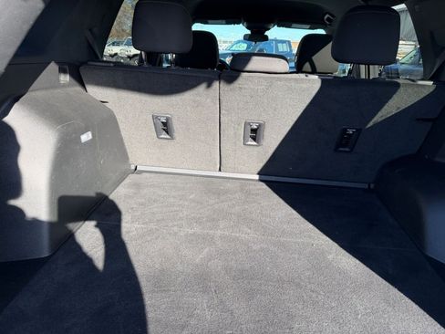 Used 2025 Chevrolet Equinox LT image 30