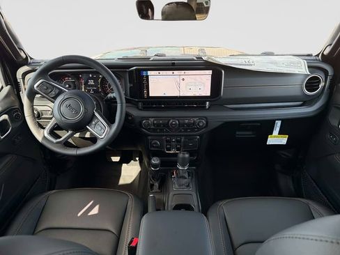 New 2026 Jeep Wrangler Unlimited Sahara AWD/4WD image 16