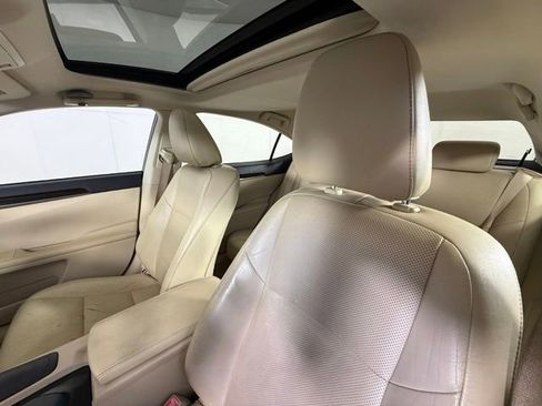 Used 2013 Lexus ES 350 w/ Luxury Pkg FWD image 14