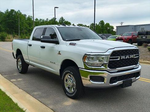 Certified 2022 RAM 2500 Big Horn w/ Snow Chief Group AWD/4WD image 11