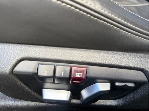 Used 2018 BMW M3 image 31