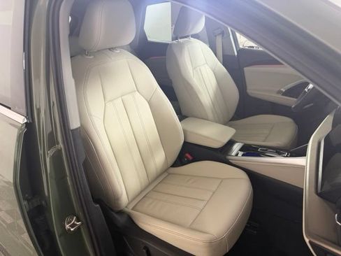 Certified 2025 Audi Q5 Premium w/ Convenience Package AWD/4WD image 25