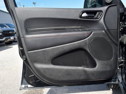Used 2023 Dodge Durango R/T RWD image 17