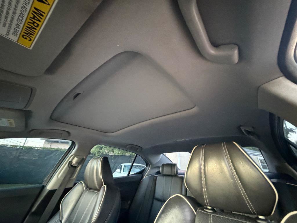 Used 2018 Acura TLX w/ Technology Package FWD image 24