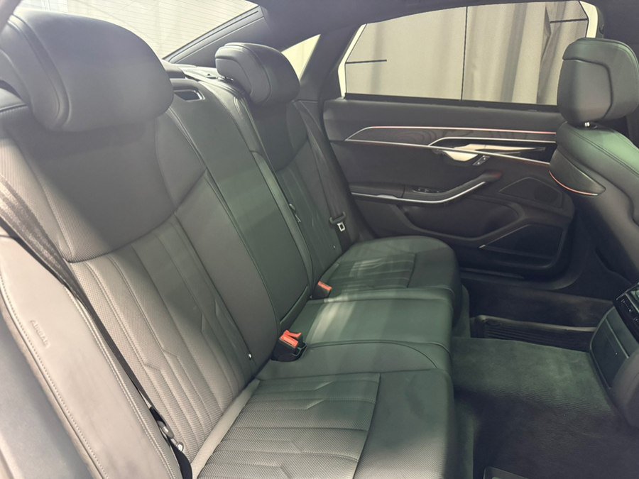 Used 2022 Audi A8 L 3.0T AWD/4WD image 19
