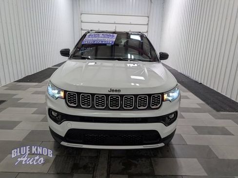 Used 2025 Jeep Compass Limited AWD/4WD image 6