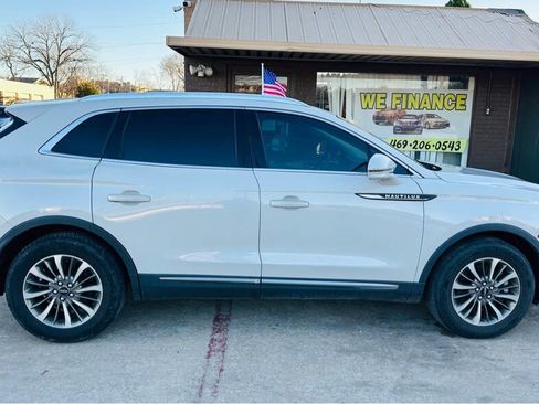 Used 2020 Lincoln Nautilus FWD w/ Equipment Group 101A image 6