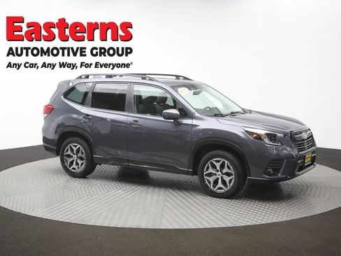 Used 2023 Subaru Forester Premium AWD/4WD image 50