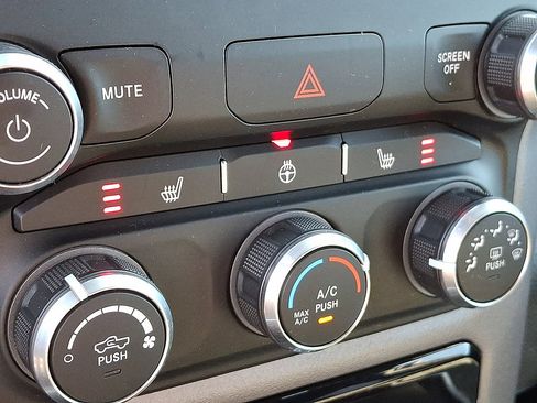 Certified 2023 RAM 1500 Big Horn AWD/4WD image 11
