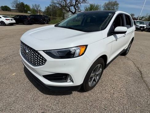Used 2024 Ford Edge SEL w/ Convenience Package AWD/4WD image 7