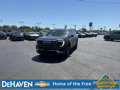 Used 2025 GMC Acadia Elevation