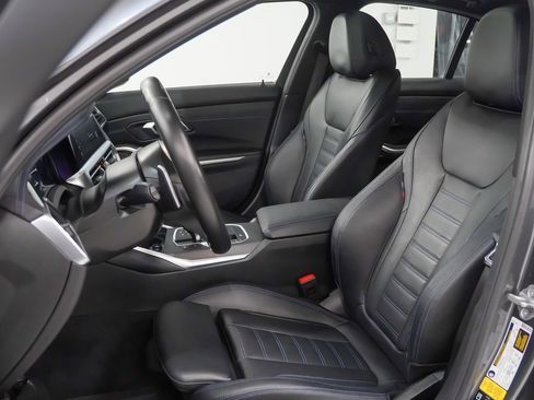 Used 2022 BMW M340i xDrive w/ Premium Package image 5