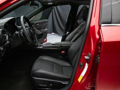 Used 2024 Lexus IS 300 F Sport image 30