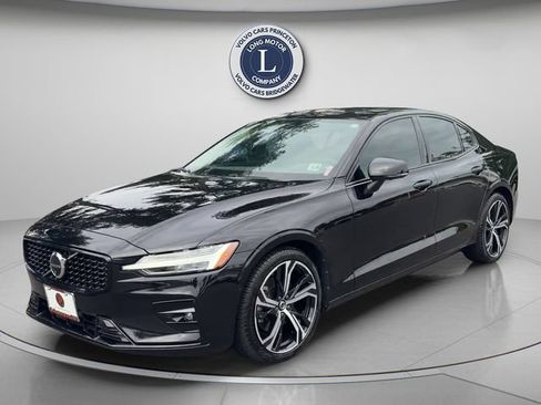 Used 2024 Volvo S60 B5 Plus AWD/4WD image 1