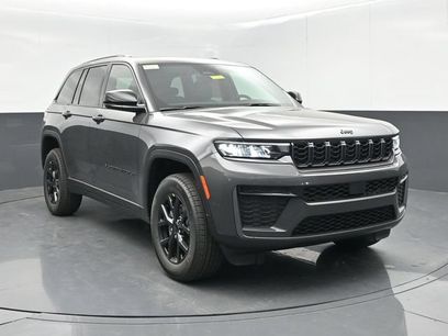 New 2026 Jeep Grand Cherokee Altitude