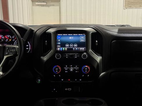 Used 2022 Chevrolet Silverado 2500 LT w/ Convenience Package AWD/4WD image 21