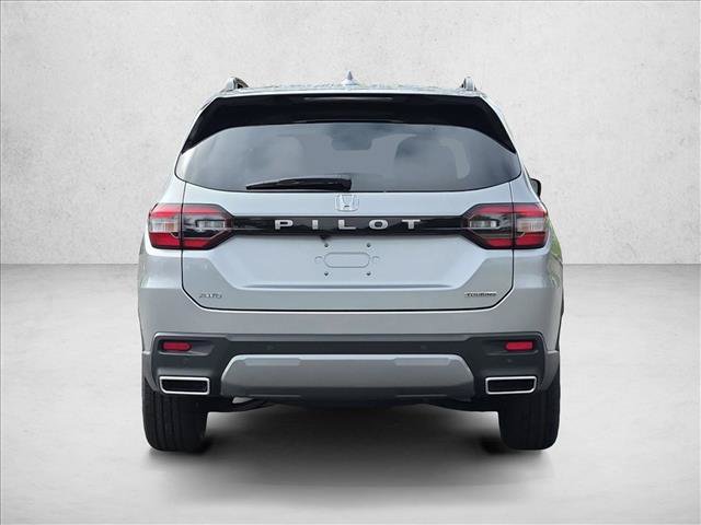 New 2026 Honda Pilot Touring image 8