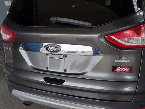 Used 2015 Ford Escape SE w/ SE Chrome Package AWD/4WD image 11