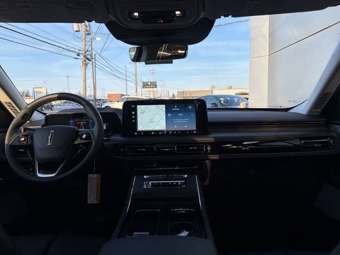 New 2026 Lincoln Aviator Reserve image 10