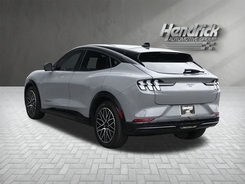 Used 2024 Ford Mustang Mach-E Premium image 9