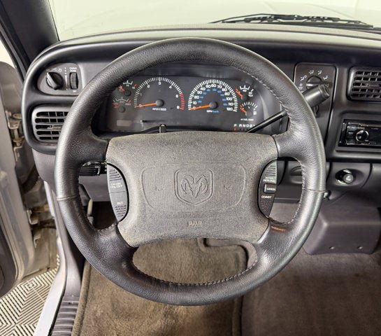 Used 1999 Dodge Ram 1500 Truck 2WD Quad Cab image 8