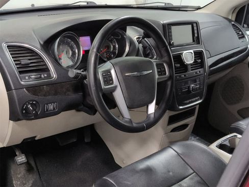 Used 2012 Chrysler Town & Country Touring w/ Entertainment Group #1 image 10