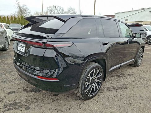 Used 2025 Jeep Wagoneer S Limited image 6