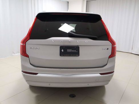 Used 2024 Volvo XC90 B6 Ultimate w/ Protection Package Premier AWD/4WD image 4