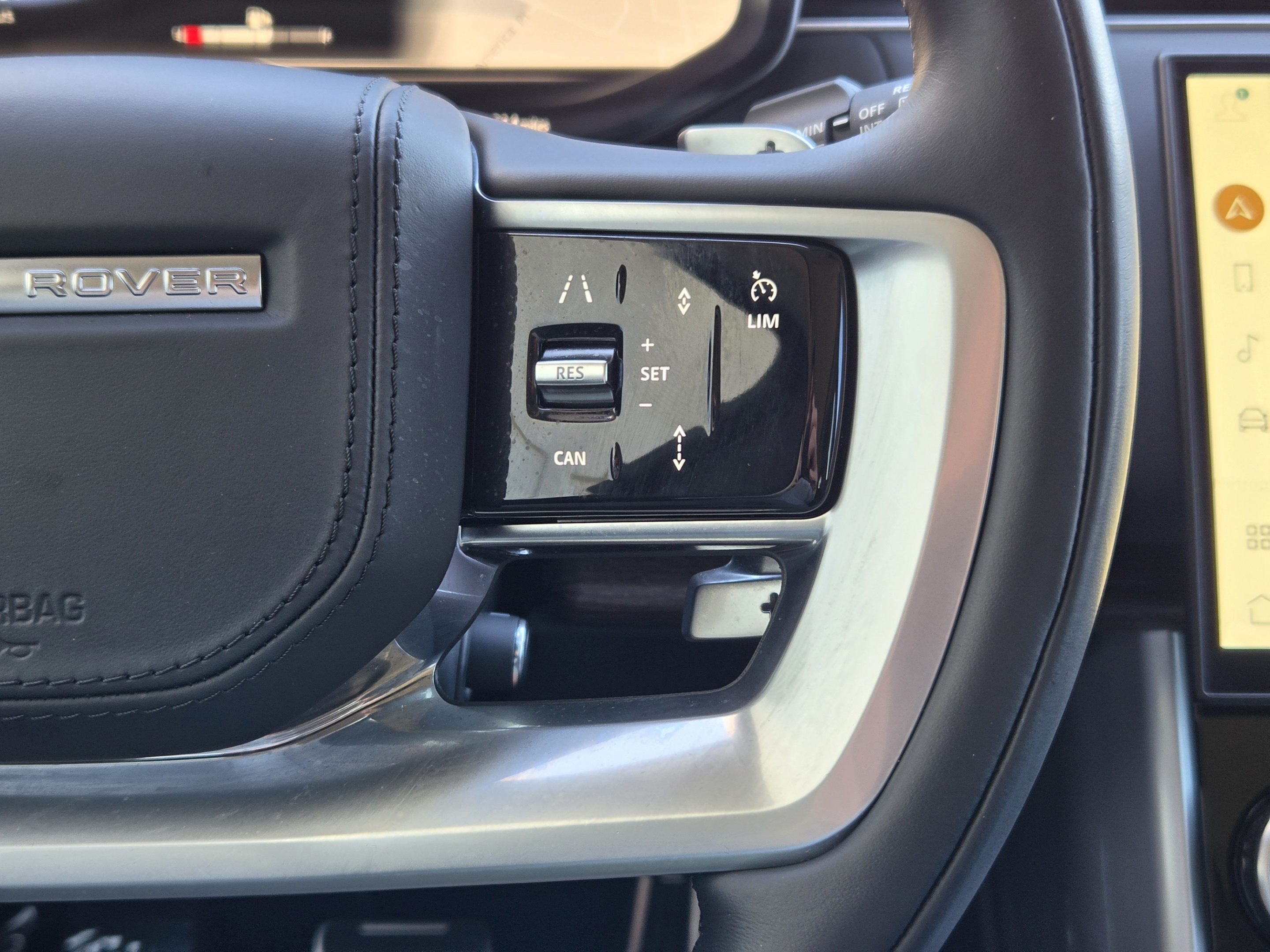 Certified 2023 Land Rover Range Rover SE AWD/4WD image 27