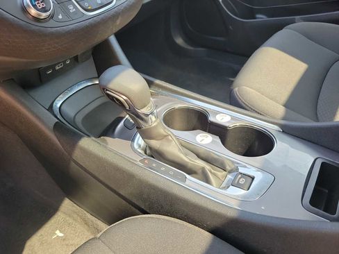 Used 2024 Chevrolet Malibu LT image 21