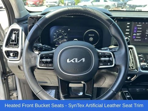 Used 2023 Kia Sorento SX AWD/4WD image 12