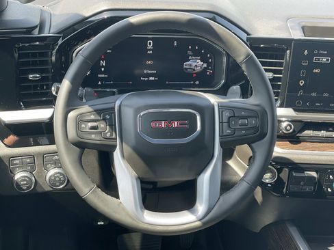 Used 2026 GMC Sierra 1500 Elevation AWD/4WD image 7