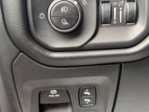 New 2026 RAM 1500 Big Horn AWD/4WD image 17