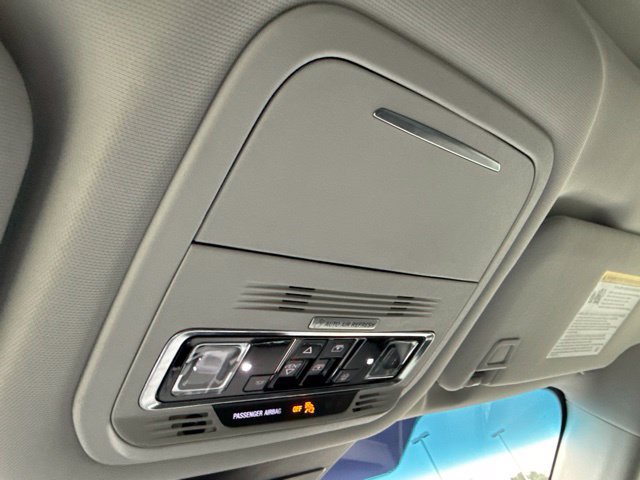 Used 2024 Lincoln Nautilus Premier w/ Equipment Group 102A AWD/4WD image 18