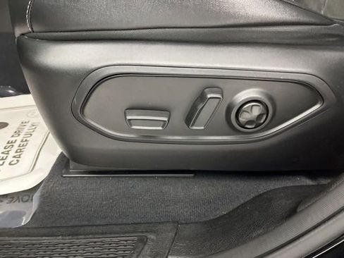 Used 2023 Jeep Grand Cherokee L Laredo RWD image 35