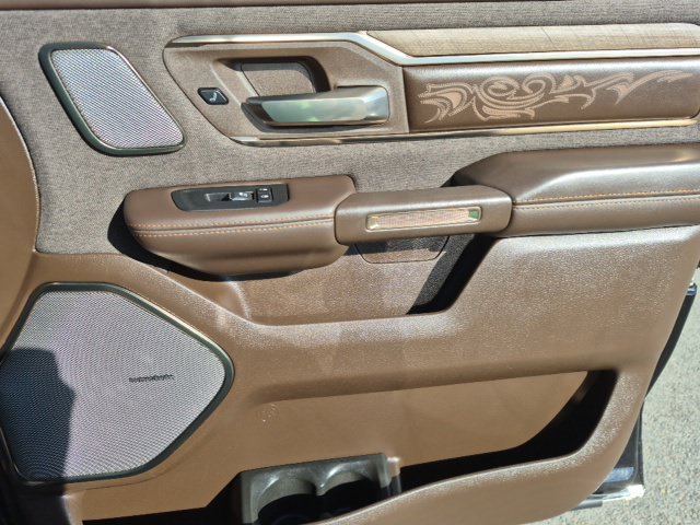 Used 2025 RAM 1500 Limited AWD/4WD image 20