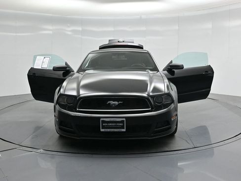 Used 2014 Ford Mustang Convertible w/ Equipment Group 102A image 26