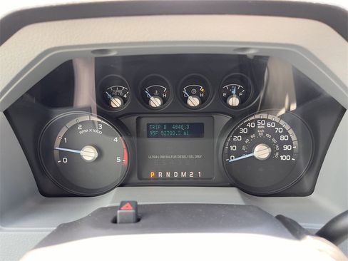 Used 2013 Ford F450 XL w/ PWR Equipment Group image 19