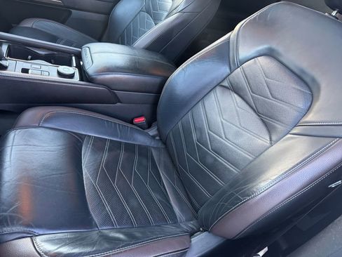 Used 2022 Nissan Pathfinder Platinum w/ Cargo Package image 33