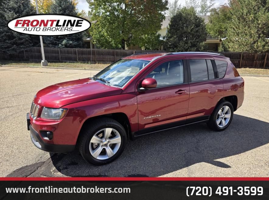 Used 2014 Jeep Compass Latitude AWD/4WD image 1