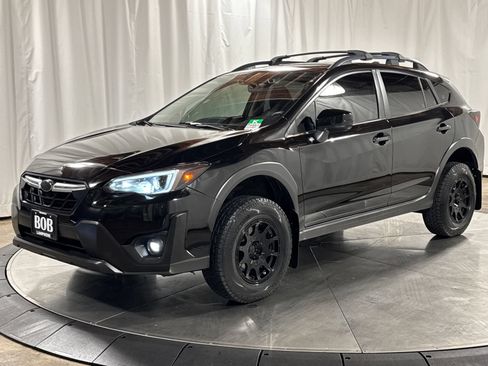 Used 2021 Subaru Crosstrek 2.5i Limited w/ Moonroof Package 1 AWD/4WD image 1