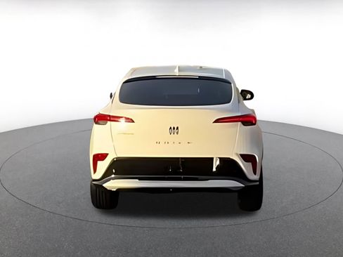 Used 2025 Buick Envista Sport Touring image 16