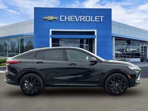 Certified 2025 Buick Envista Sport Touring w/ Experience Buick Package image 5