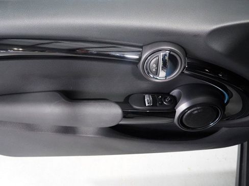 Used 2024 MINI Cooper SE w/ MINI Resolute Edition image 48