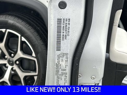 Certified 2026 Jeep Compass Limited AWD/4WD image 10