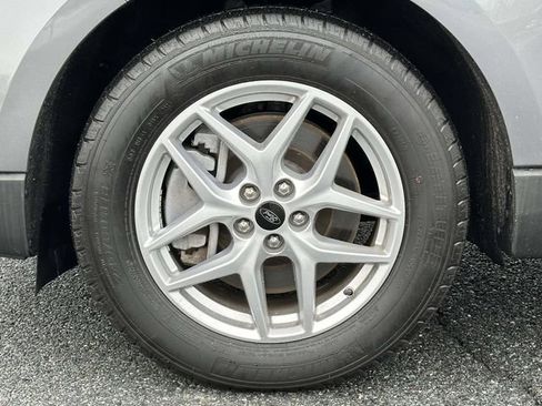 Used 2024 Ford Edge SEL w/ Convenience Package image 8