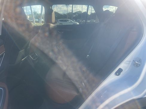 Used 2020 Subaru Outback Touring image 10