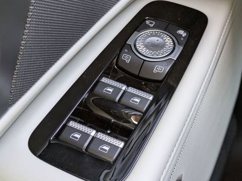 New 2026 Lincoln Nautilus Reserve AWD/4WD image 25