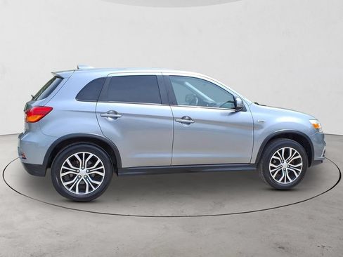 Used 2018 Mitsubishi Outlander Sport ES AWD/4WD image 4